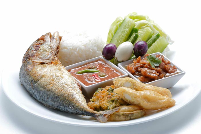 Rice w/ Spicy Shrimp Paste Dip & Fried Mackerel & Sweet Pork Condiment